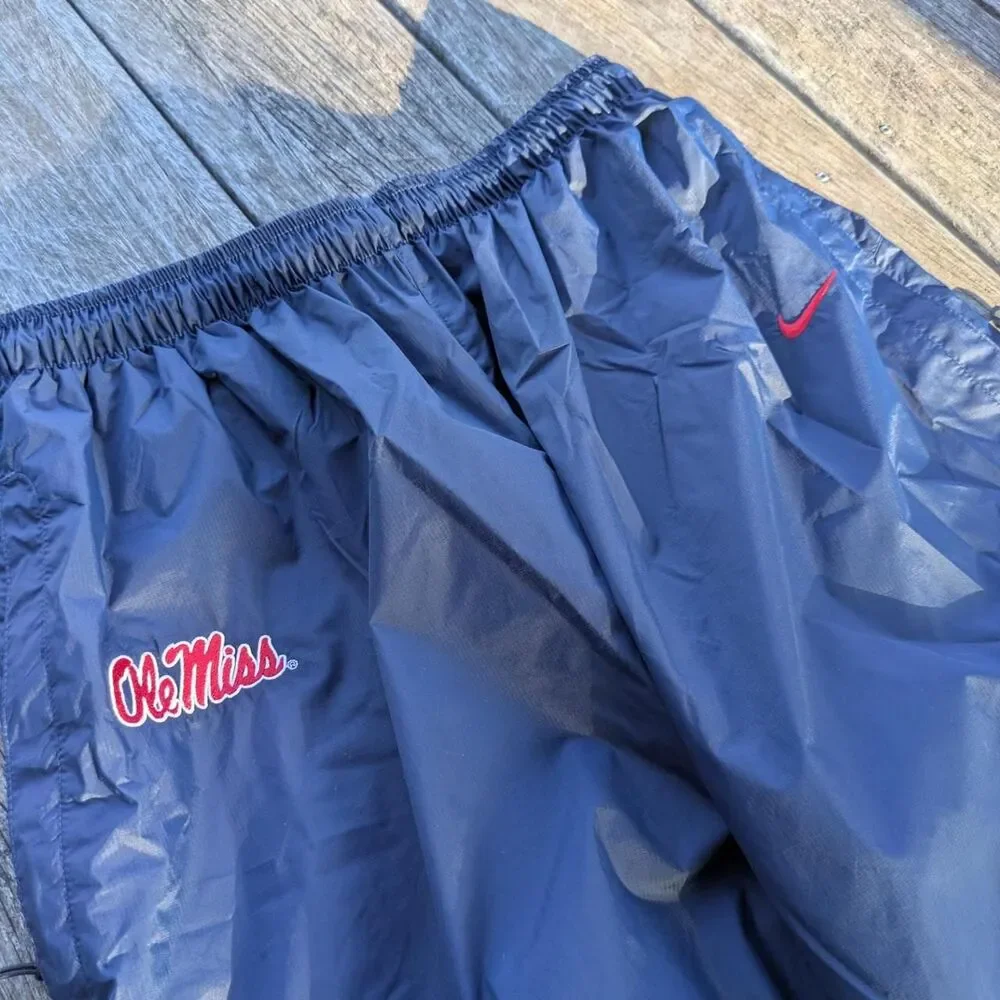 Nike Men's Navy and Blue Trousers